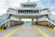 RETORNO TRAVADO: ESPERA NO FERRY-BOAT CHEGA A 3 HORAS NO FERIADÃO
