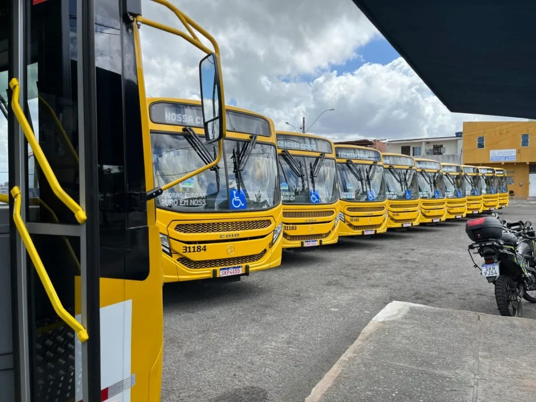 novos-onibus-atenderao-o-suburbio-2615987-article